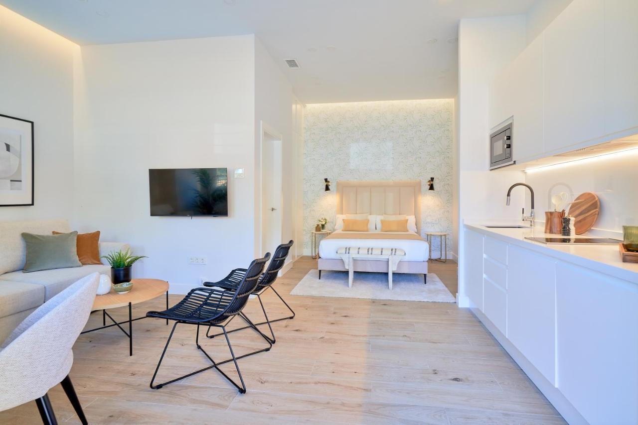 Lofts Parque De Huelin Daire Málaga Dış mekan fotoğraf