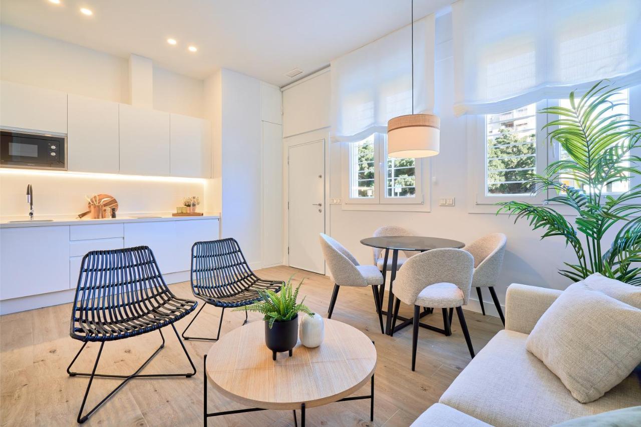 Lofts Parque De Huelin Daire Málaga Dış mekan fotoğraf