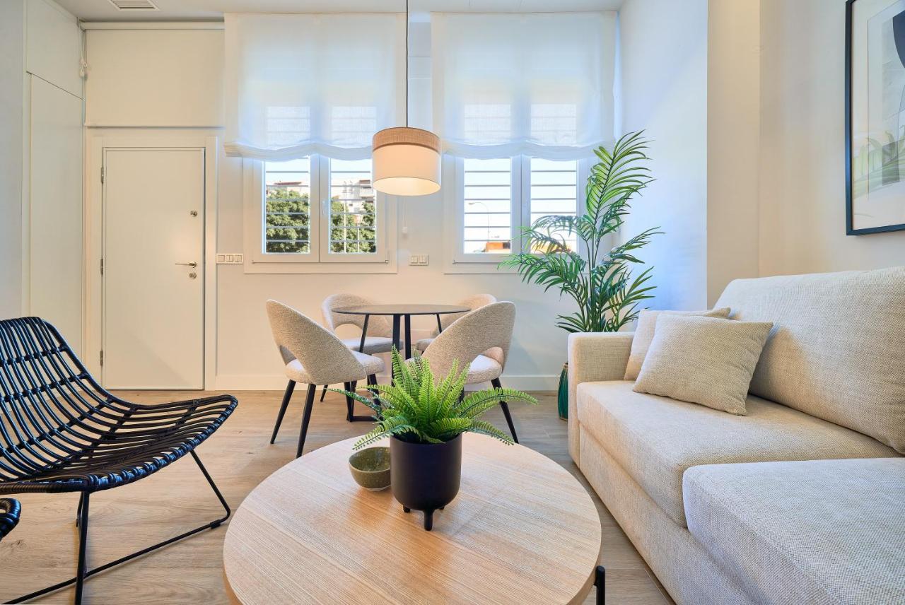 Lofts Parque De Huelin Daire Málaga Dış mekan fotoğraf